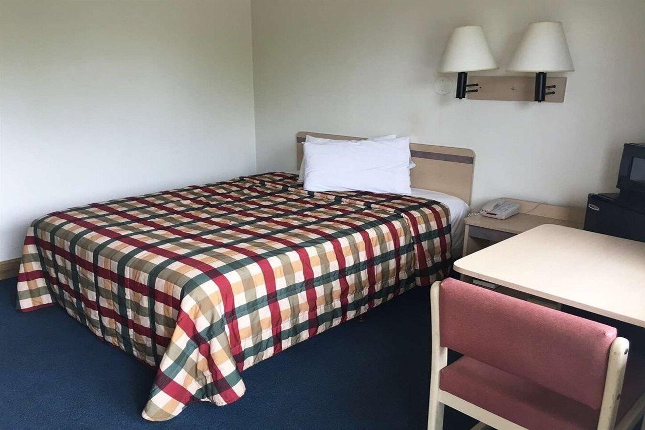America'S Best Value Inn & Suites-Хелена Экстерьер фото