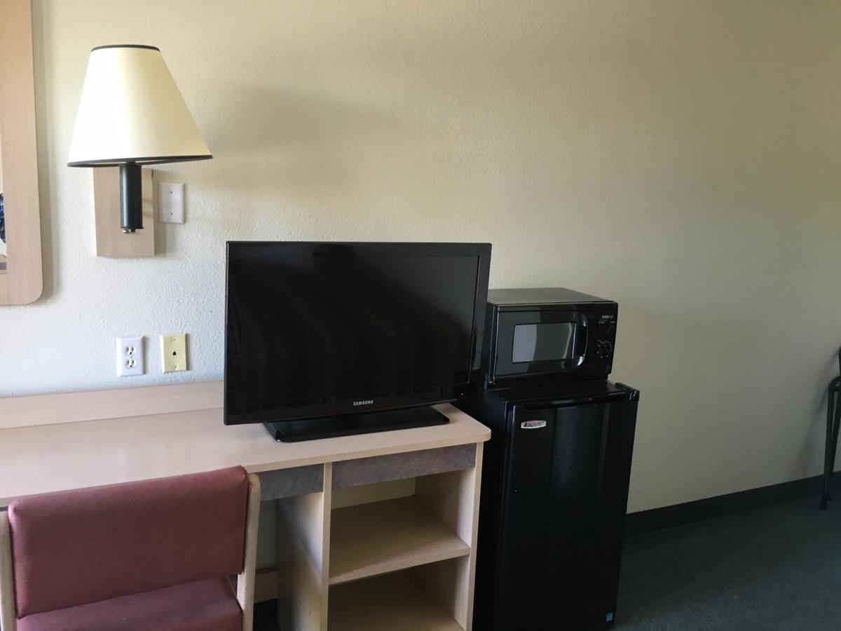 America'S Best Value Inn & Suites-Хелена Экстерьер фото