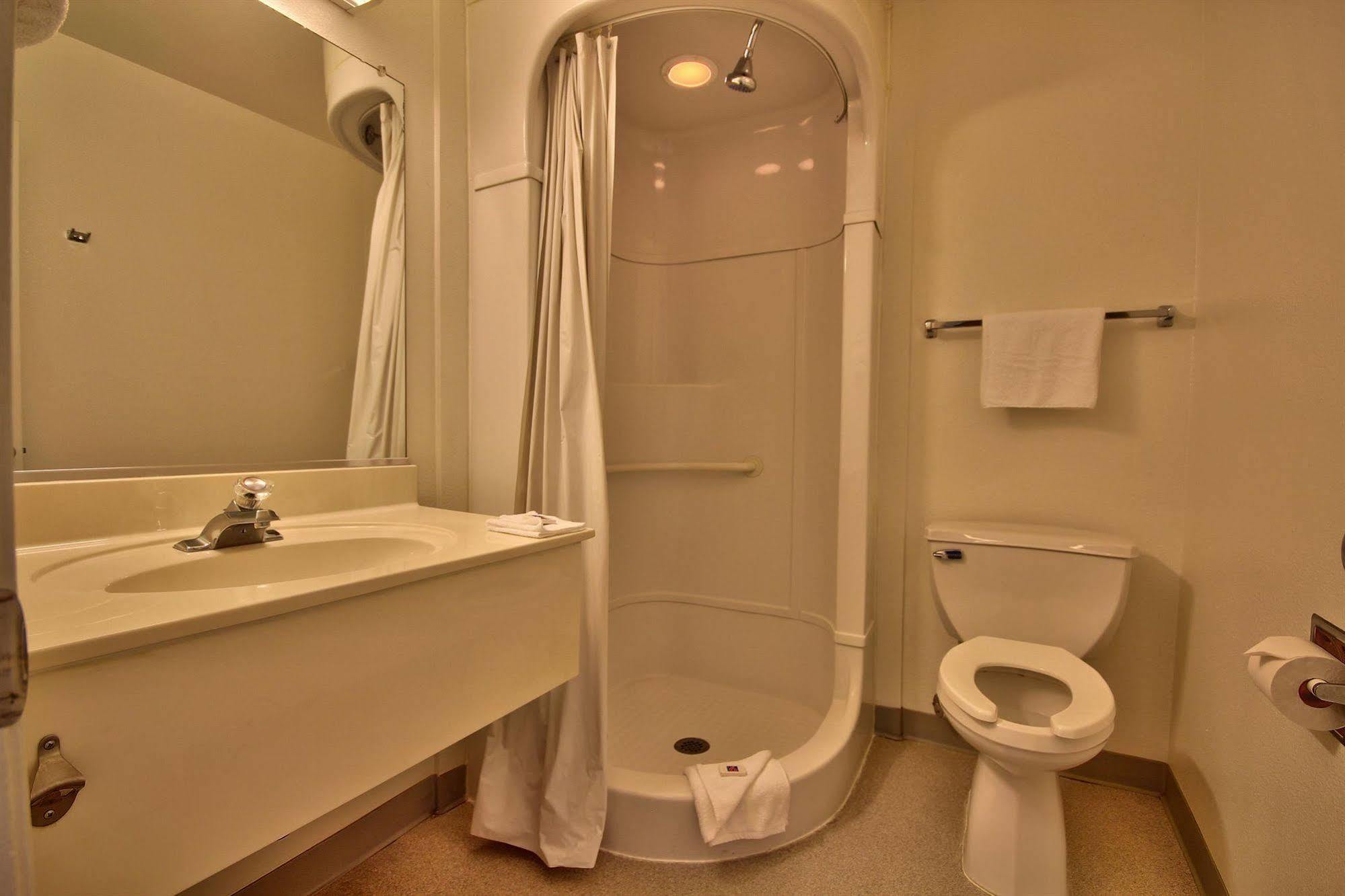 America'S Best Value Inn & Suites-Хелена Экстерьер фото