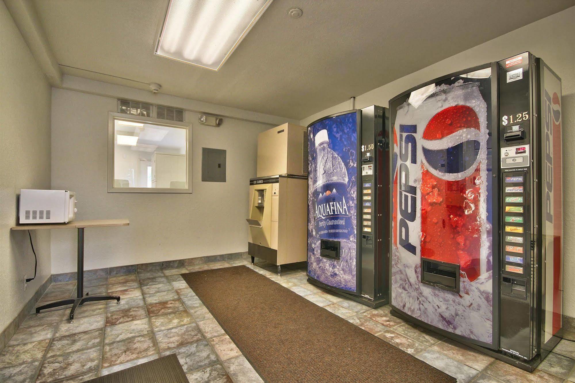 America'S Best Value Inn & Suites-Хелена Экстерьер фото